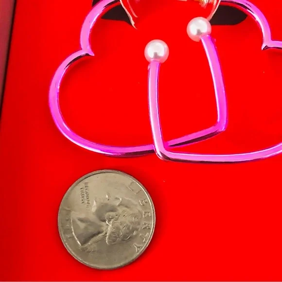 Authentic Betsey Johnson Earrings - Hot Pink Hoop Hearts With Pearl, NIB - Picture 8 of 12